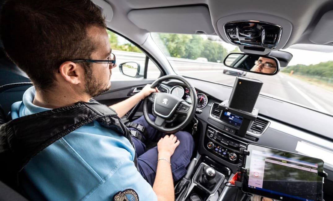 Illustration : Devenir pilote de voiture rapide en gendarmerie