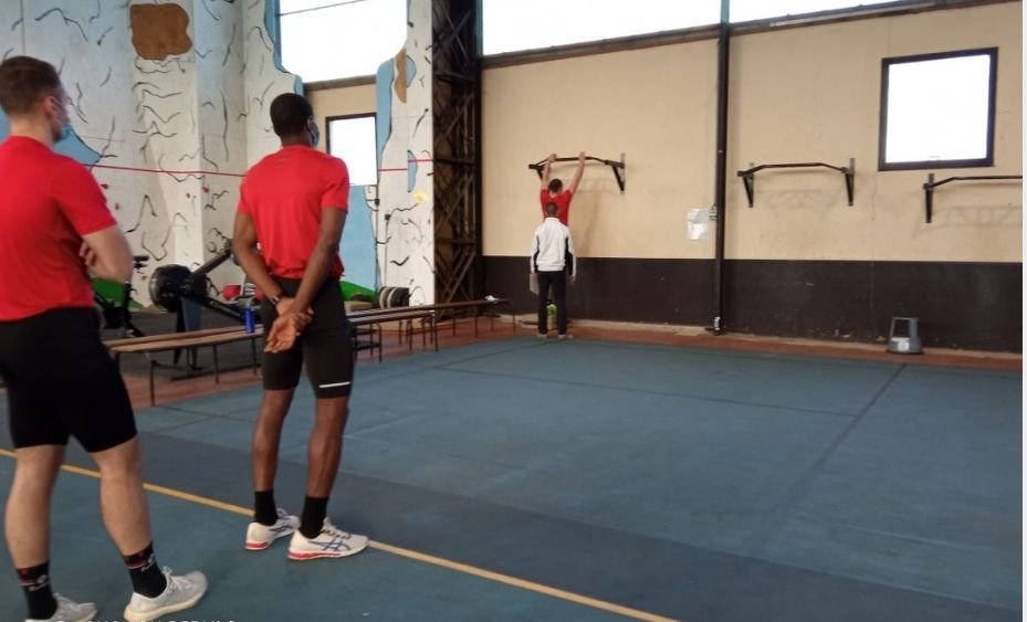 Barème des tractions, appuis faciaux et abdominaux en école de gendarmerie (agrès)